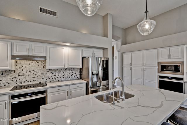 13059 E Poinsettia Drive, Scottsdale, AZ 85259