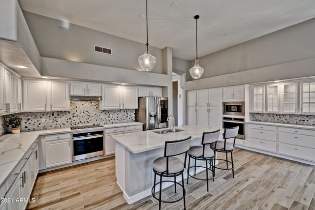 13059 E Poinsettia Drive, Scottsdale, AZ 85259