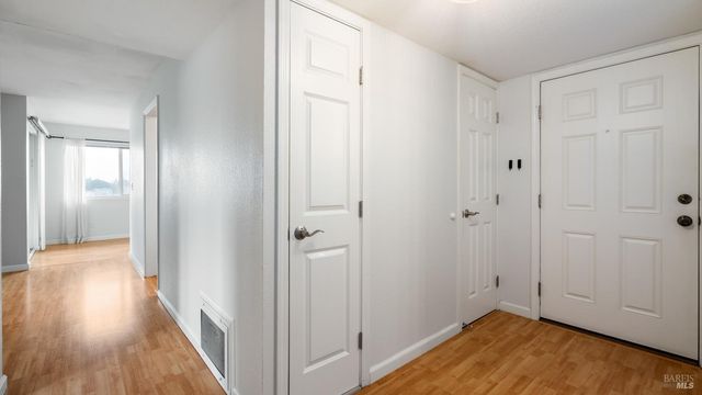 142 Cherry St, Petaluma, CA 94952