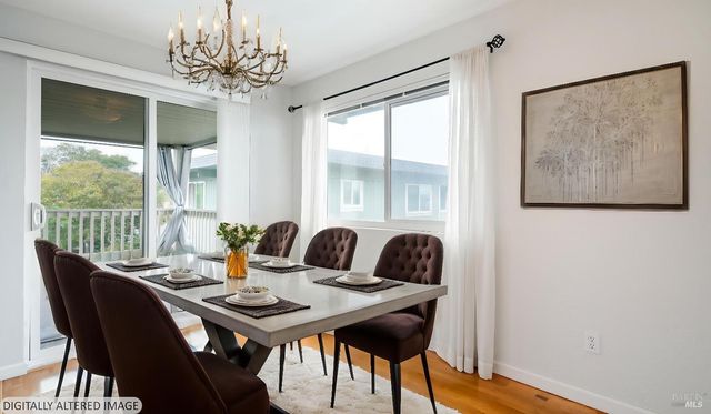 142 Cherry St, Petaluma, CA 94952