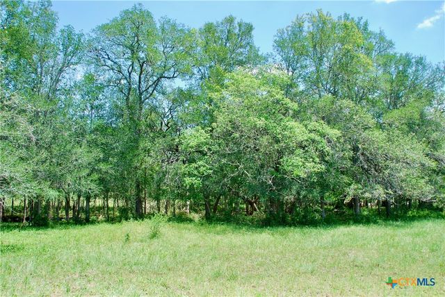 2116 Langdon Road, Weimar, TX 78962