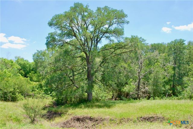 2116 Langdon Road, Weimar, TX 78962