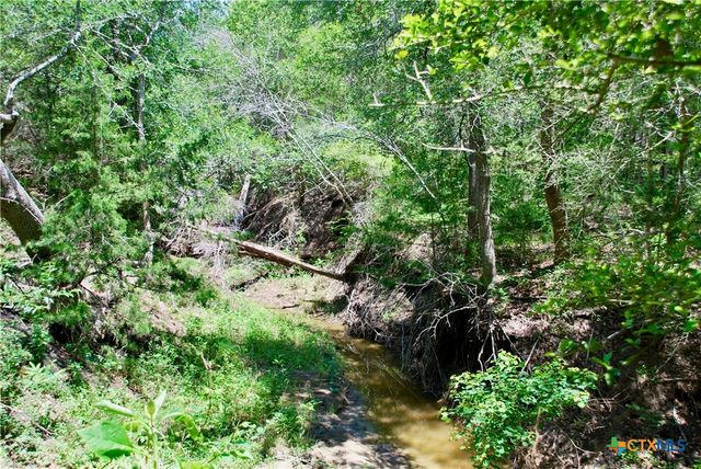 2116 Langdon Road, Weimar, TX 78962