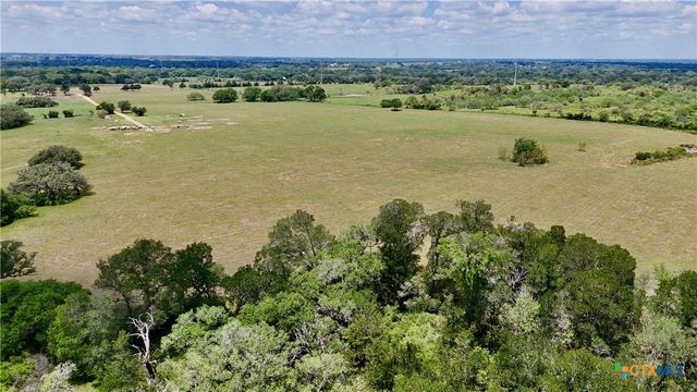 2116 Langdon Road, Weimar, TX 78962