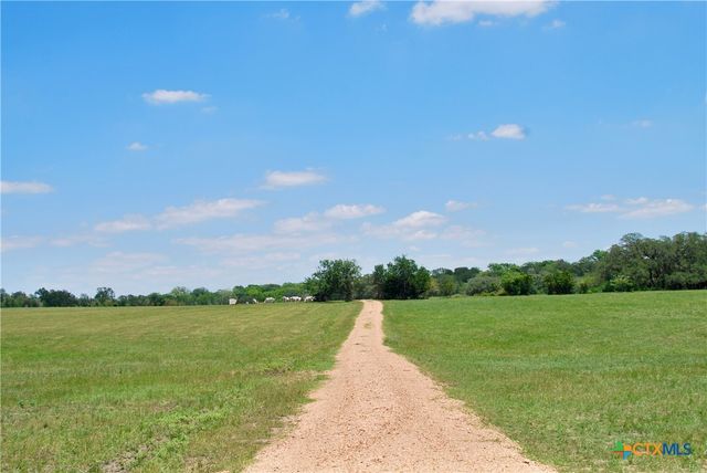 2116 Langdon Road, Weimar, TX 78962