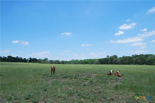 2116 Langdon Road, Weimar, TX 78962