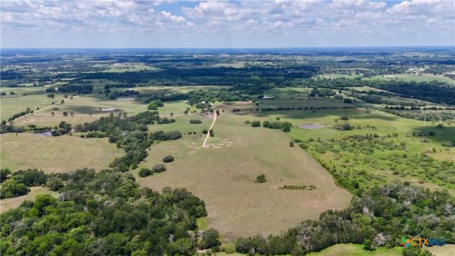 2116 Langdon Road, Weimar, TX 78962