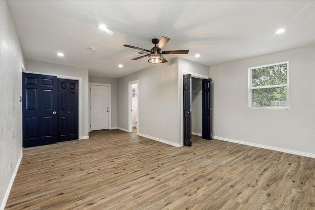 1704 SW McKinley Ave, Lawton, OK 73501