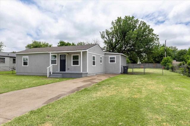 1704 SW McKinley Ave, Lawton, OK 73501
