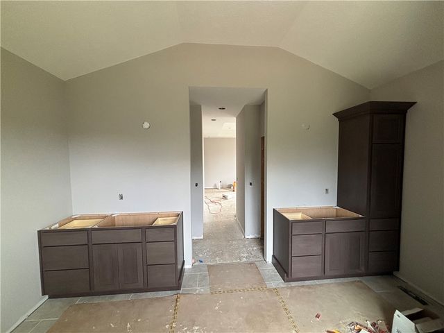 613 Christopher Drive, Centerville, OH 45458