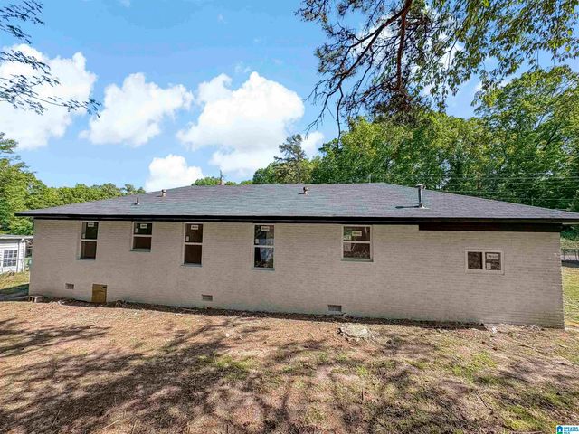 605 PARKER BOULEVARD, Weaver, AL 36277