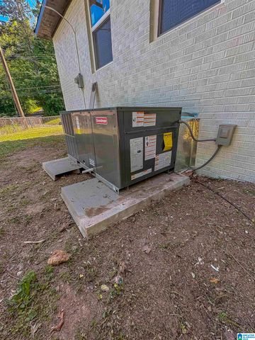 605 PARKER BOULEVARD, Weaver, AL 36277
