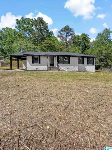 605 PARKER BOULEVARD, Weaver, AL 36277