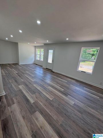 605 PARKER BOULEVARD, Weaver, AL 36277