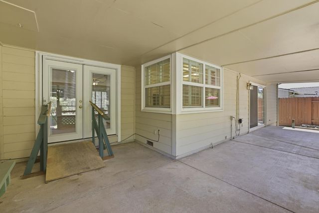 6307 Oakcreek Way, Citrus Heights, CA 95621