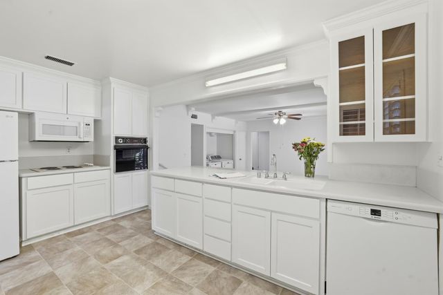 6307 Oakcreek Way, Citrus Heights, CA 95621