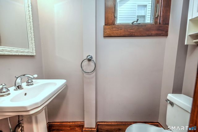 48 Bedford Avenue, Hamden, CT 06517