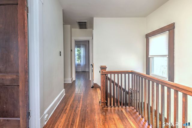 48 Bedford Avenue, Hamden, CT 06517