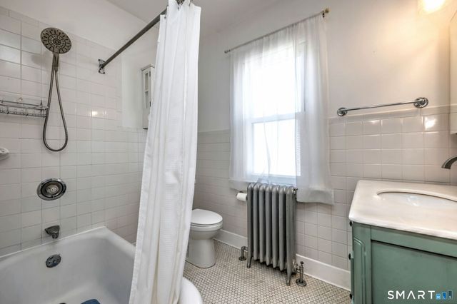 48 Bedford Avenue, Hamden, CT 06517