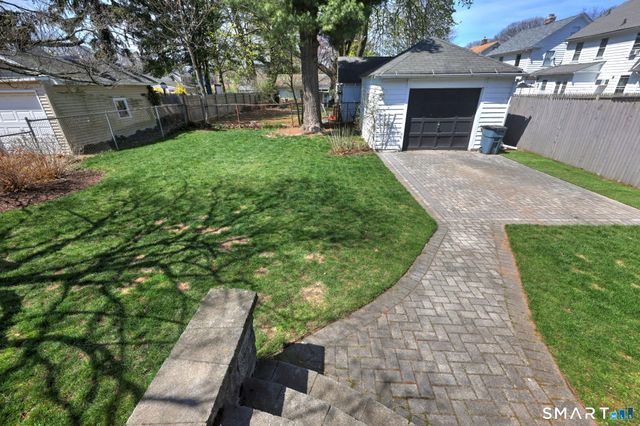 48 Bedford Avenue, Hamden, CT 06517