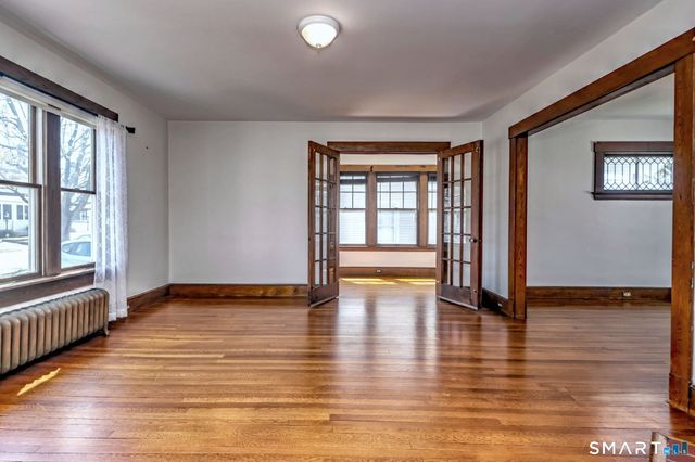 48 Bedford Avenue, Hamden, CT 06517