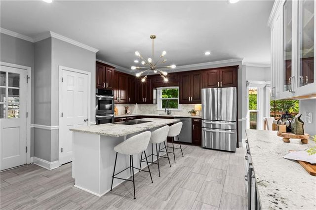 8325 Riverbirch Drive, Roswell, GA 30076