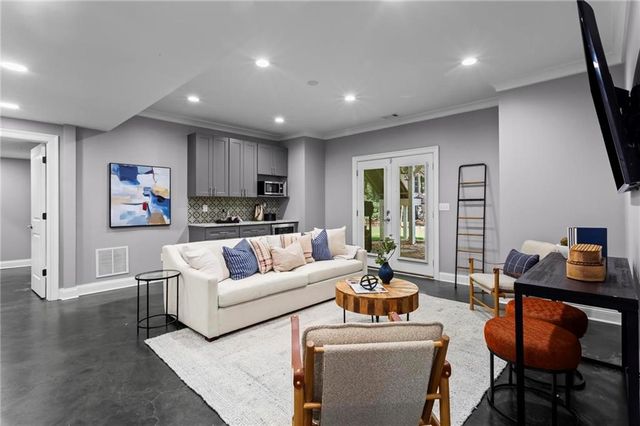8325 Riverbirch Drive, Roswell, GA 30076