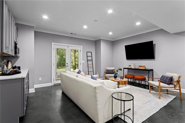 8325 Riverbirch Drive, Roswell, GA 30076