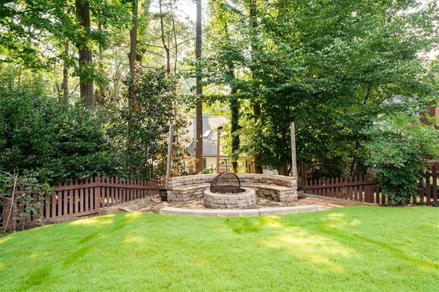 8325 Riverbirch Drive, Roswell, GA 30076
