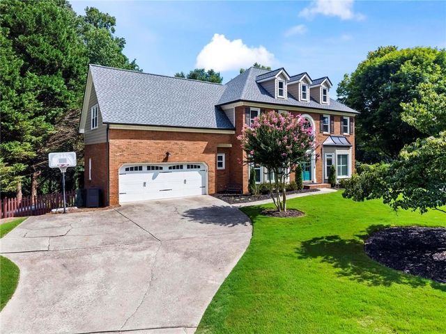 8325 Riverbirch Drive, Roswell, GA 30076