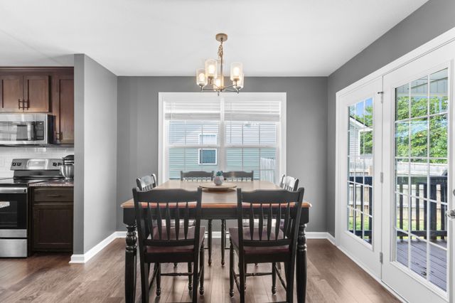 1449 Fredrick Dr, Clarksville, TN 37042