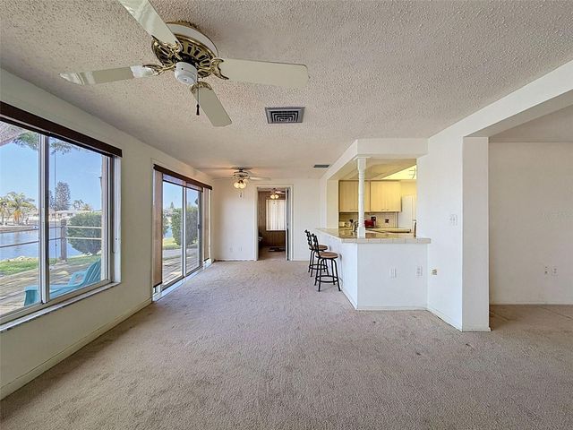 12813 3RD ISLE, Hudson, FL 34667