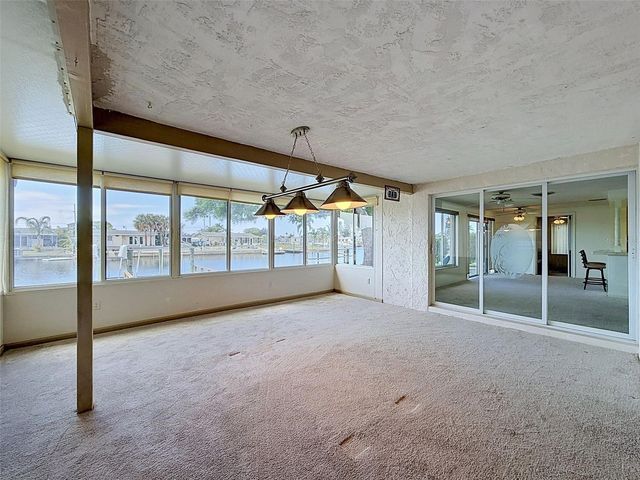 12813 3RD ISLE, Hudson, FL 34667
