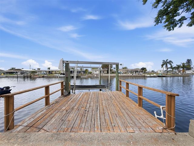 12813 3RD ISLE, Hudson, FL 34667