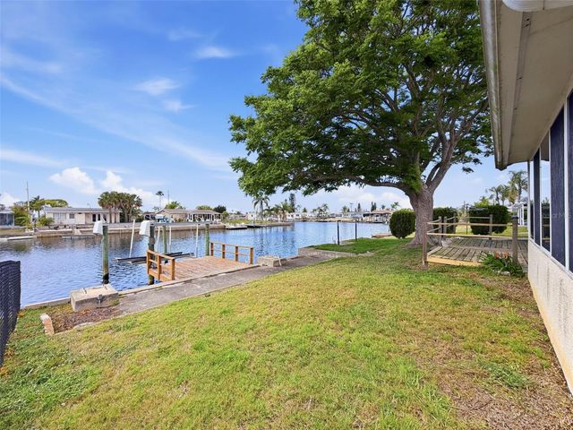 12813 3RD ISLE, Hudson, FL 34667