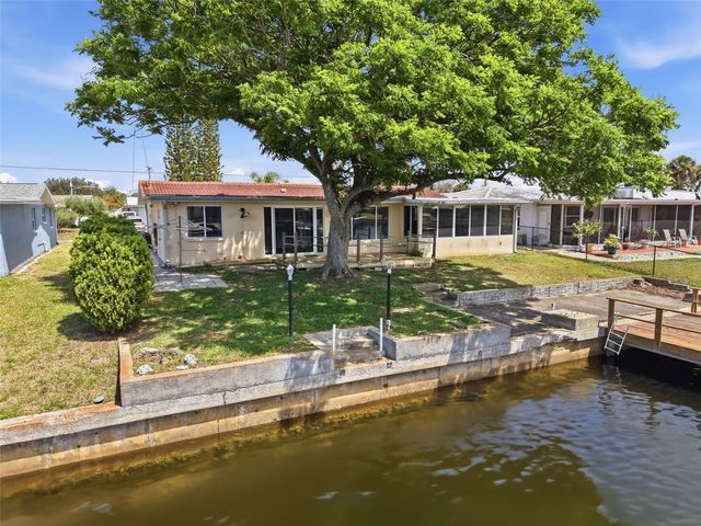 12813 3RD ISLE, Hudson, FL 34667
