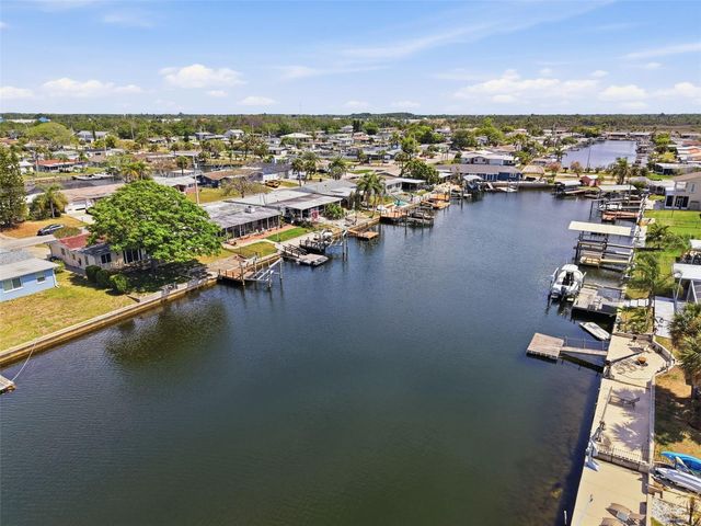 12813 3RD ISLE, Hudson, FL 34667