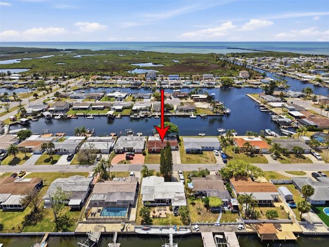 12813 3RD ISLE, Hudson, FL 34667