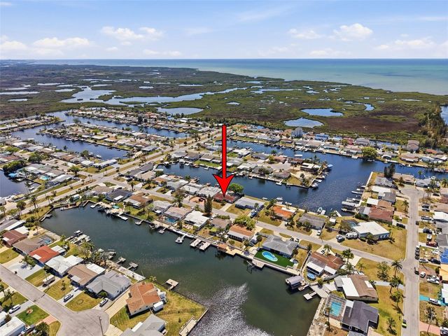 12813 3RD ISLE, Hudson, FL 34667