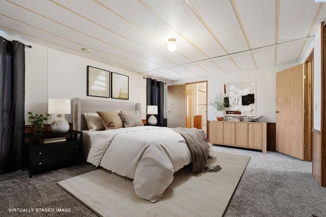 42 Mercury Dr # 42, Richland, WA 99354