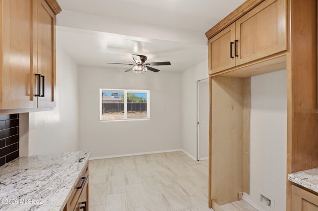 2111 S Miramonte Stravenue, Tucson, AZ 85713