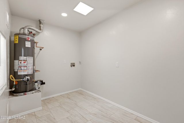 2111 S Miramonte Stravenue, Tucson, AZ 85713