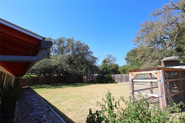 4702 Shadow LN, Austin, TX 78731