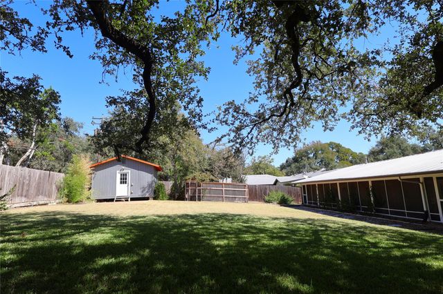 4702 Shadow LN, Austin, TX 78731