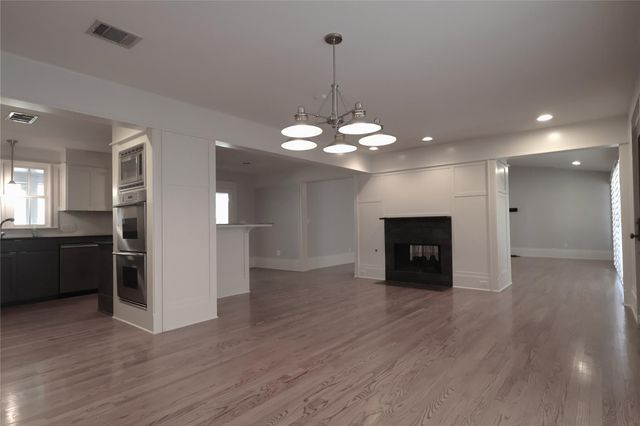 4702 Shadow LN, Austin, TX 78731