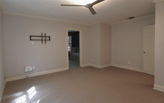 4702 Shadow LN, Austin, TX 78731
