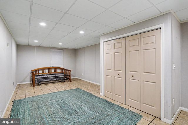 228 CLIFF LN, Elizabethtown, PA 17022