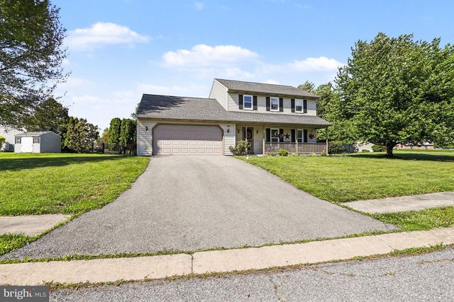 228 CLIFF LN, Elizabethtown, PA 17022