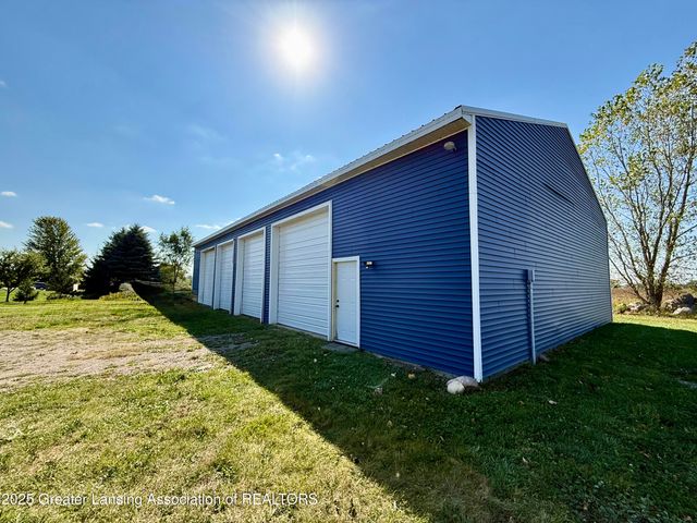 4063 N Williams Road, St. Johns, MI 48879