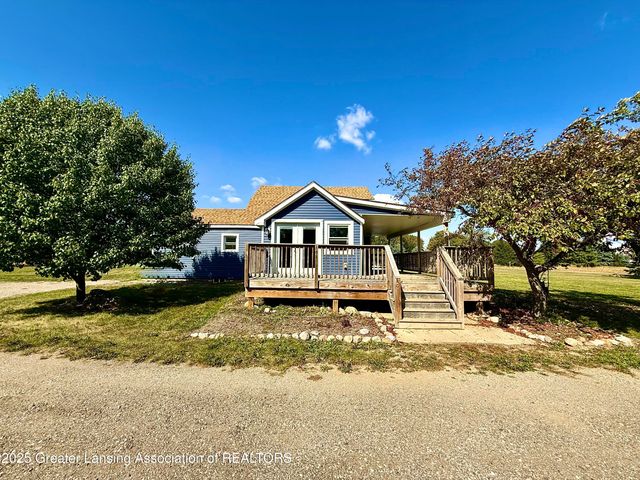 4063 N Williams Road, St. Johns, MI 48879